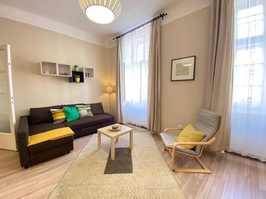 Orangehomes One Bedroom Comfy Apartment Budapest Exteriör bild
